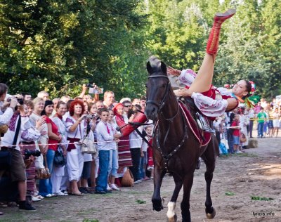 Мамаєва Слобода — Основний Інстинкт по-українськи