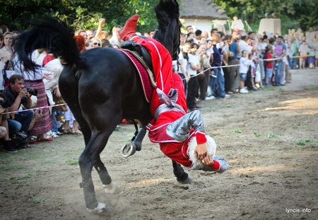 Мамаєва Слобода — нє упав